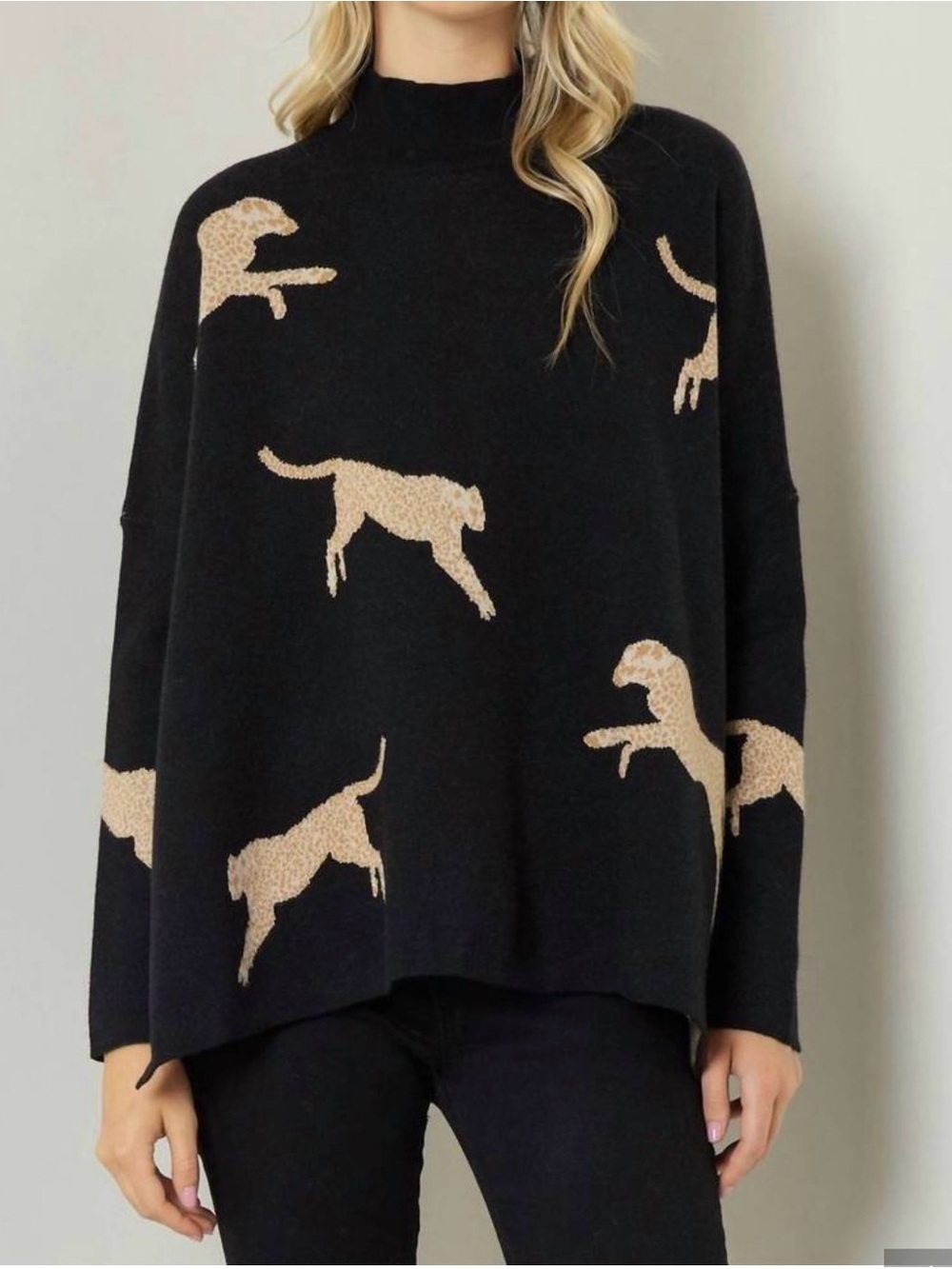 Entro Black Cheetah Mock Neck Oversized Knit Sweater Medium cozy novelty print